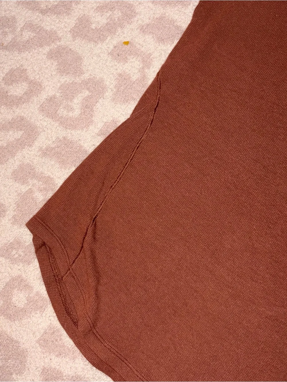 Lululemon hold tight tank top size 6 copper brown like new